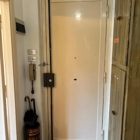 Spacious 20min From Piazza Maggiore アパート *